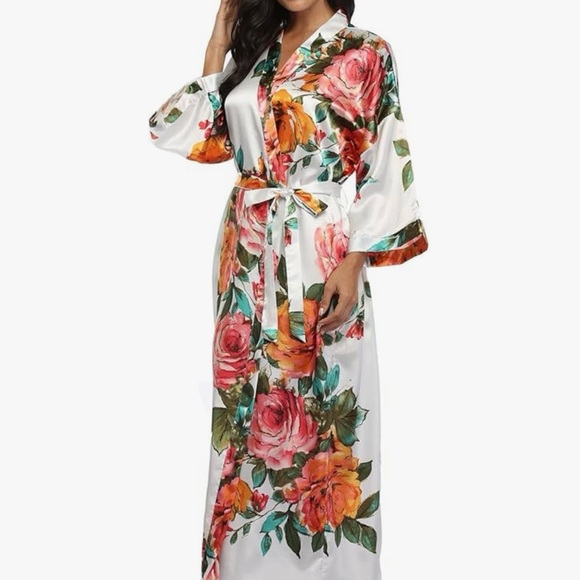 Floral Satin Kimono Robe - Picture 4 of 5